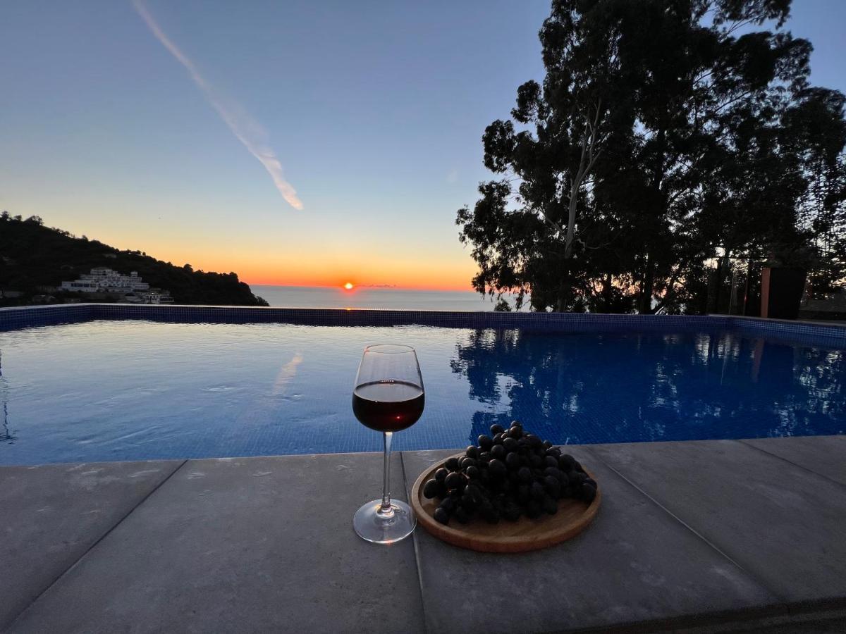 Villa Deluxe Kvariati Esterno foto